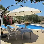 Camakini With Heated Pool And Sea View 아레나스