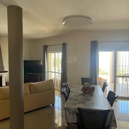 Camakini With Heated Pool And Sea View